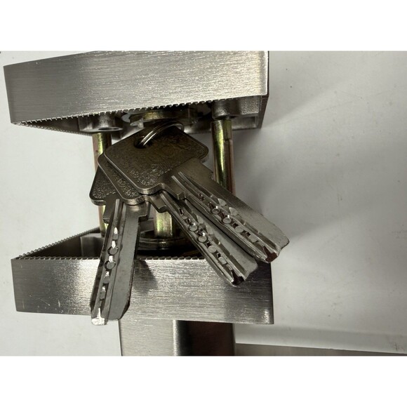 Square Entrance Lever Exterior Door Lock Set Reversible Heavy Duty Silver - Picture 11 of 14